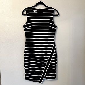 Maggy London black and white stripe sheath dress sz 6